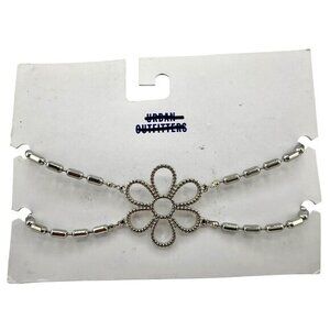 Silver-Tone Flower Chain Choker Necklace Adjustable Urban Outfitters